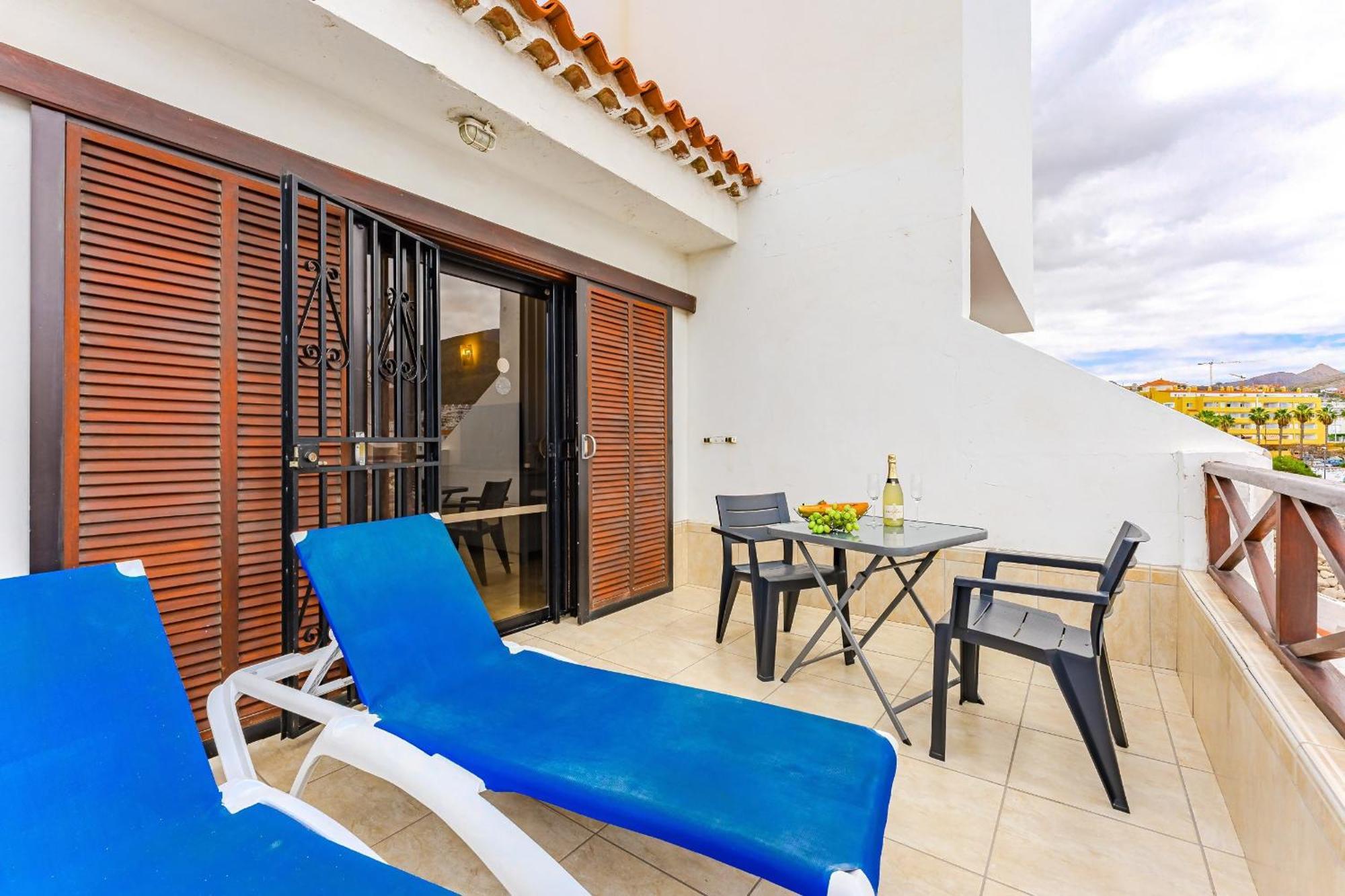 Blue Cristianos By Welcome Tenerife Los Cristianos  Exterior foto